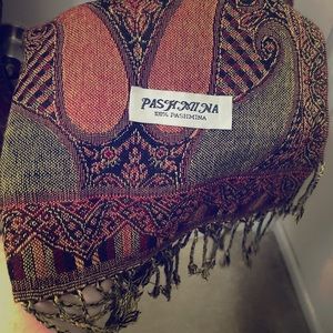 100% Pashmina Wool Shawl/Scarf